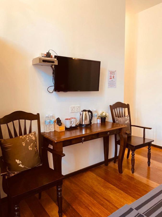 乔治敦 迪尼斯传统旅馆酒店 外观 照片