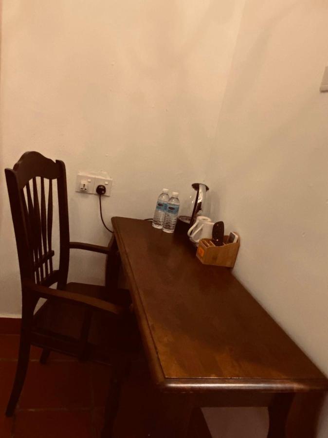 乔治敦 迪尼斯传统旅馆酒店 外观 照片